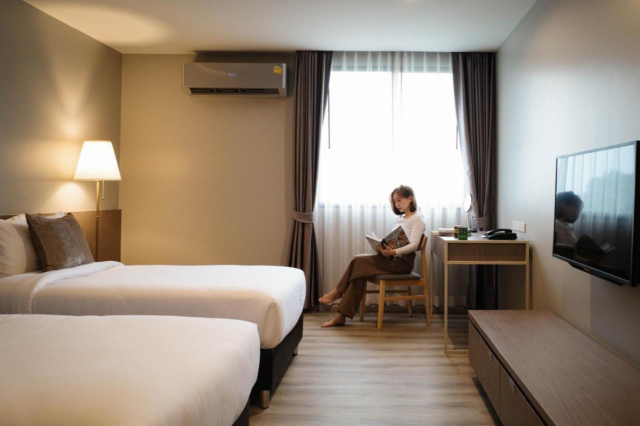The Rise Suites Hotel, Chiang Mai - Sha Extra Plus Kültér fotó