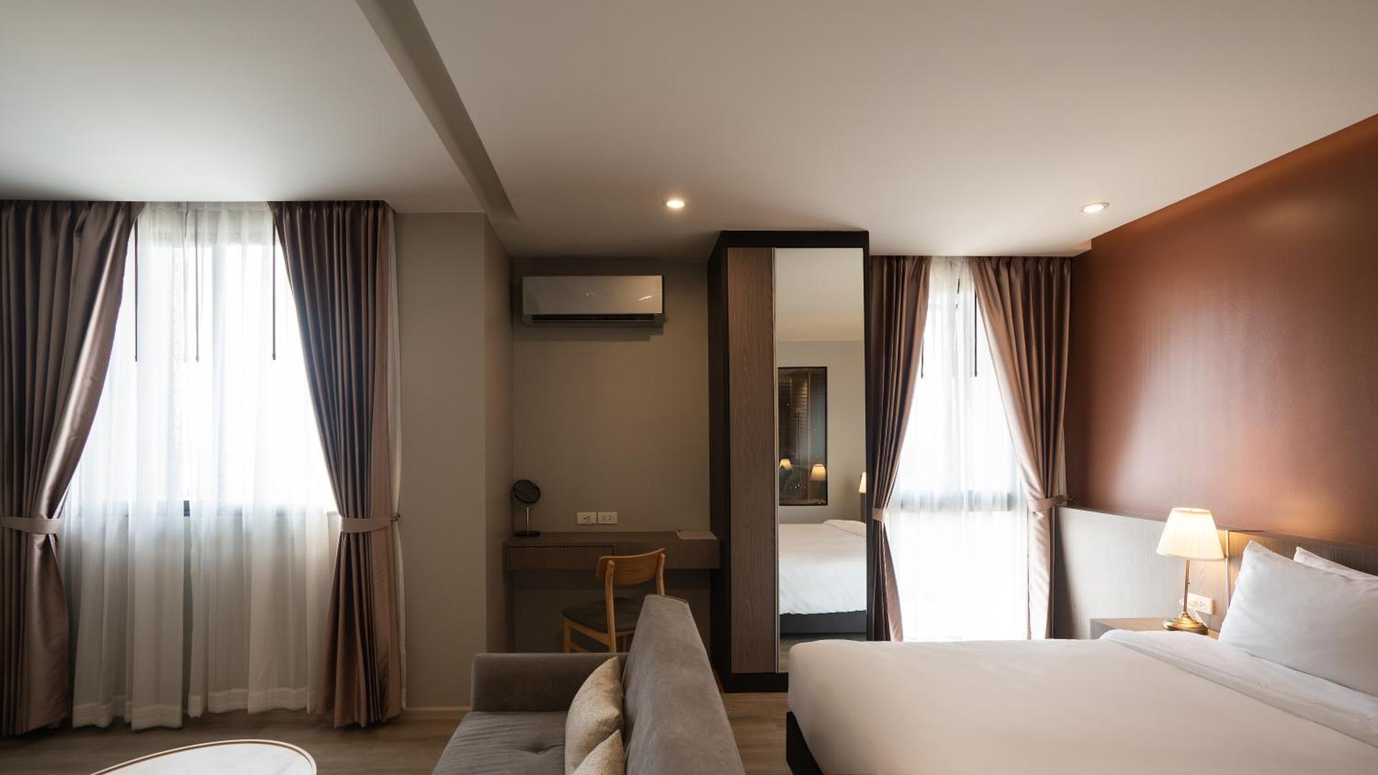 The Rise Suites Hotel, Chiang Mai - Sha Extra Plus Kültér fotó
