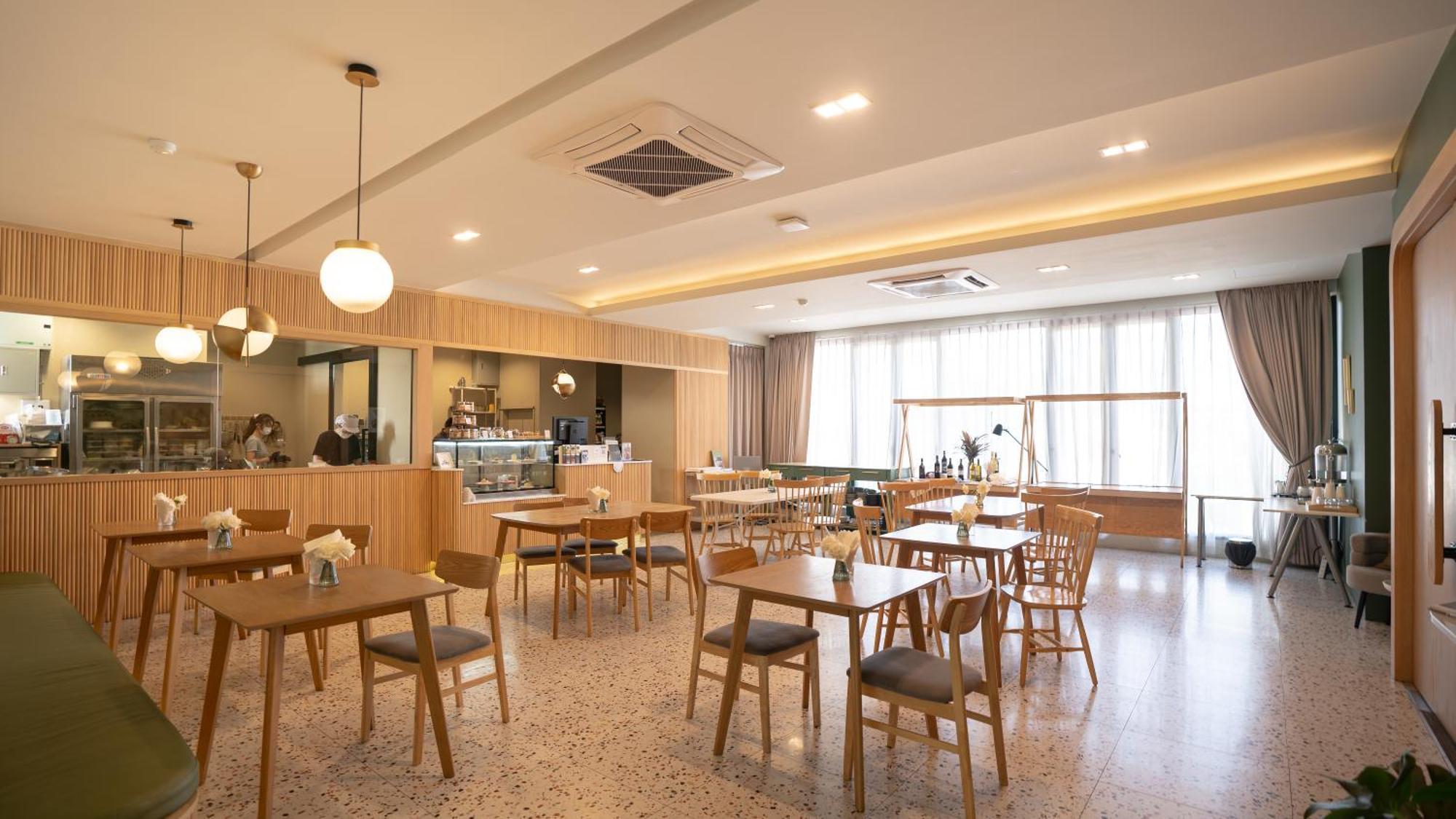 The Rise Suites Hotel, Chiang Mai - Sha Extra Plus Kültér fotó