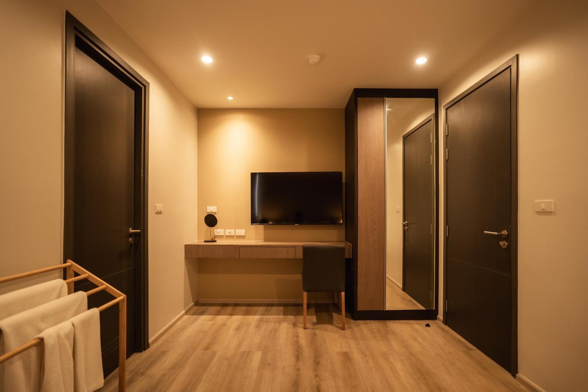 The Rise Suites Hotel, Chiang Mai - Sha Extra Plus Kültér fotó